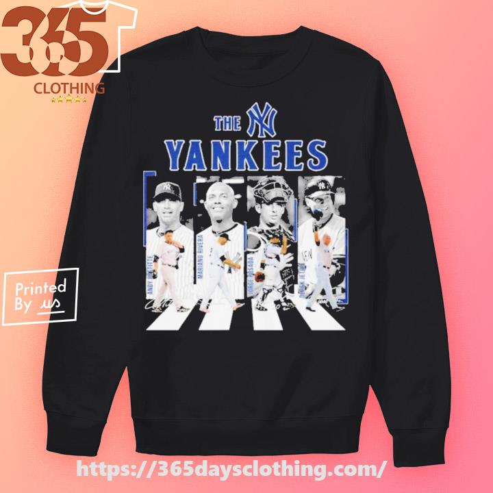 Official New York Yankees Real Women Love Baseball Smart Women Love The  Yankees Signatures Long Sleeve T Shirt,Sweater, Hoodie, And Long Sleeved,  Ladies, Tank Top